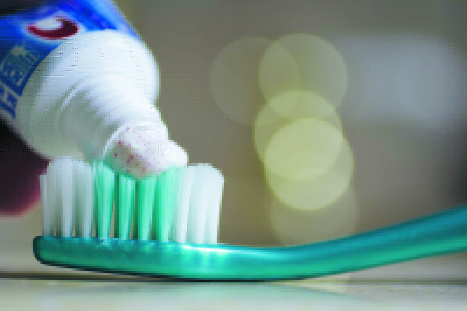 All tandkräm som kan köpas i vanliga snabbköp har tillsatt fluor.