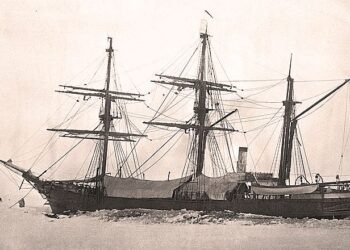 Med Nordenski&ouml;ld genom Nordostpassagen